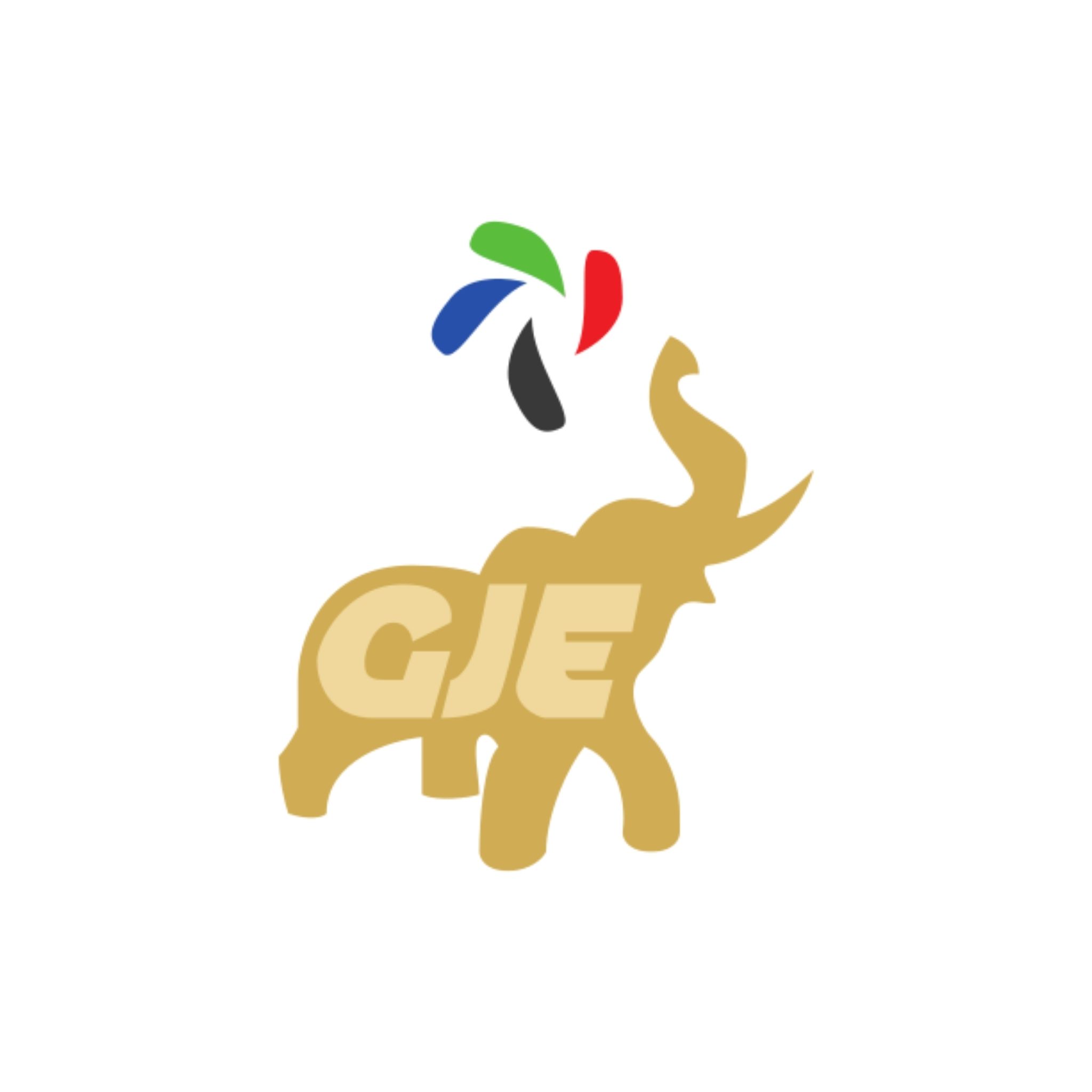 Green and White Watercolor Nature Linktree Background